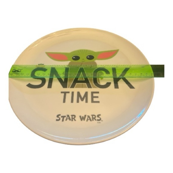 Star Wars Cream Plate with Green and Black Design - Picture 4 of 4